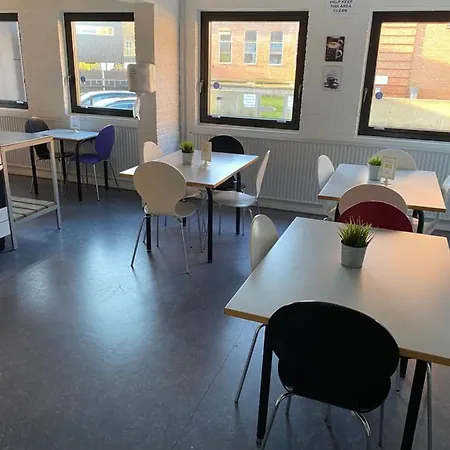 Auberge de jeunesse Family In The Center